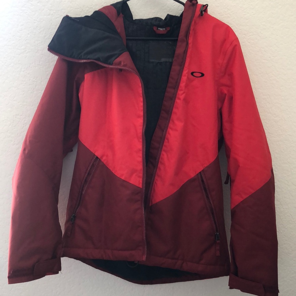 Oakley snowboarding jacket
